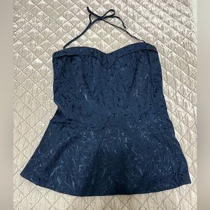 Halter tie back top